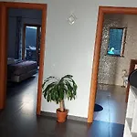 Al 