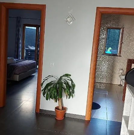 Al 